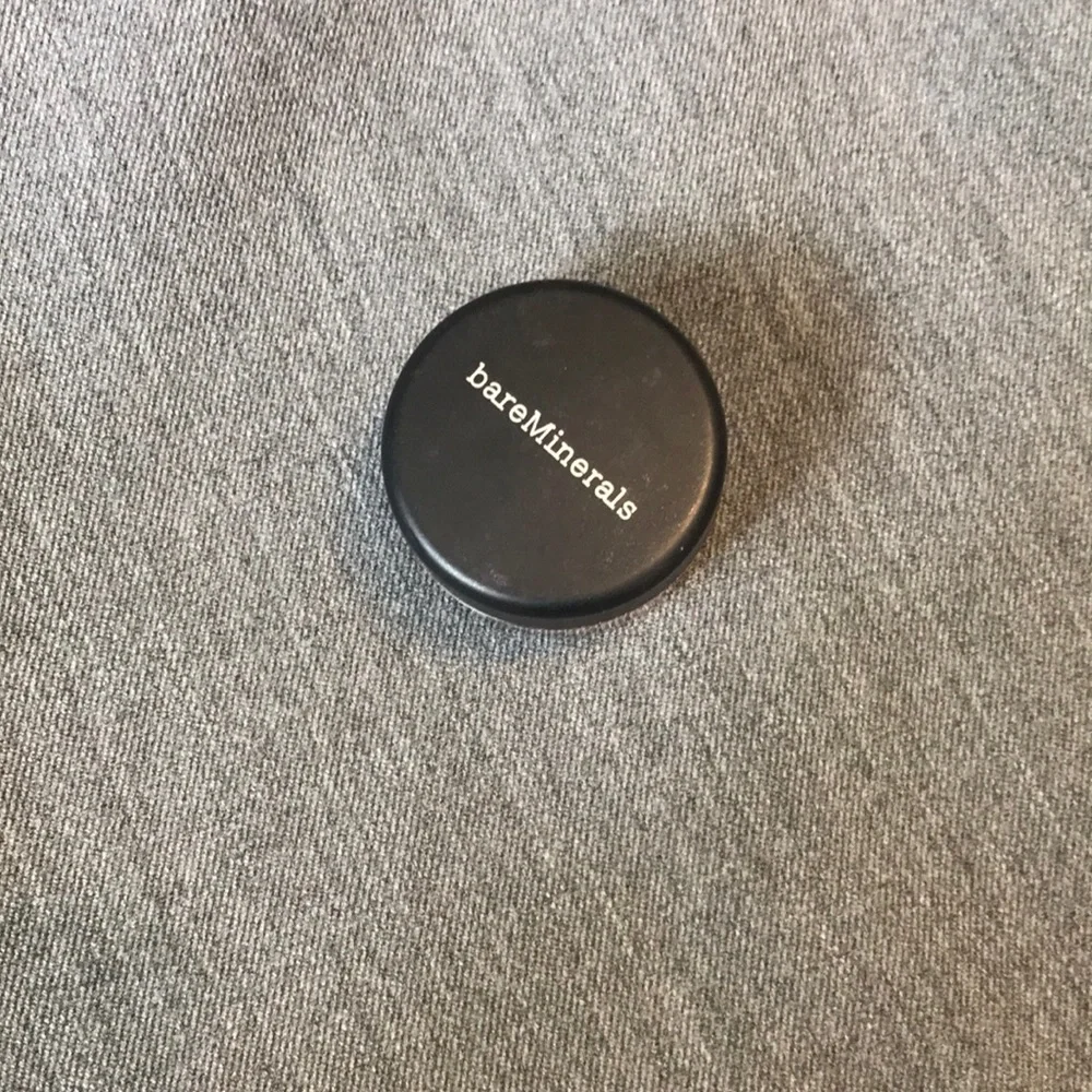 Bare‎ Minerals Eye shadow color in Overjoyed